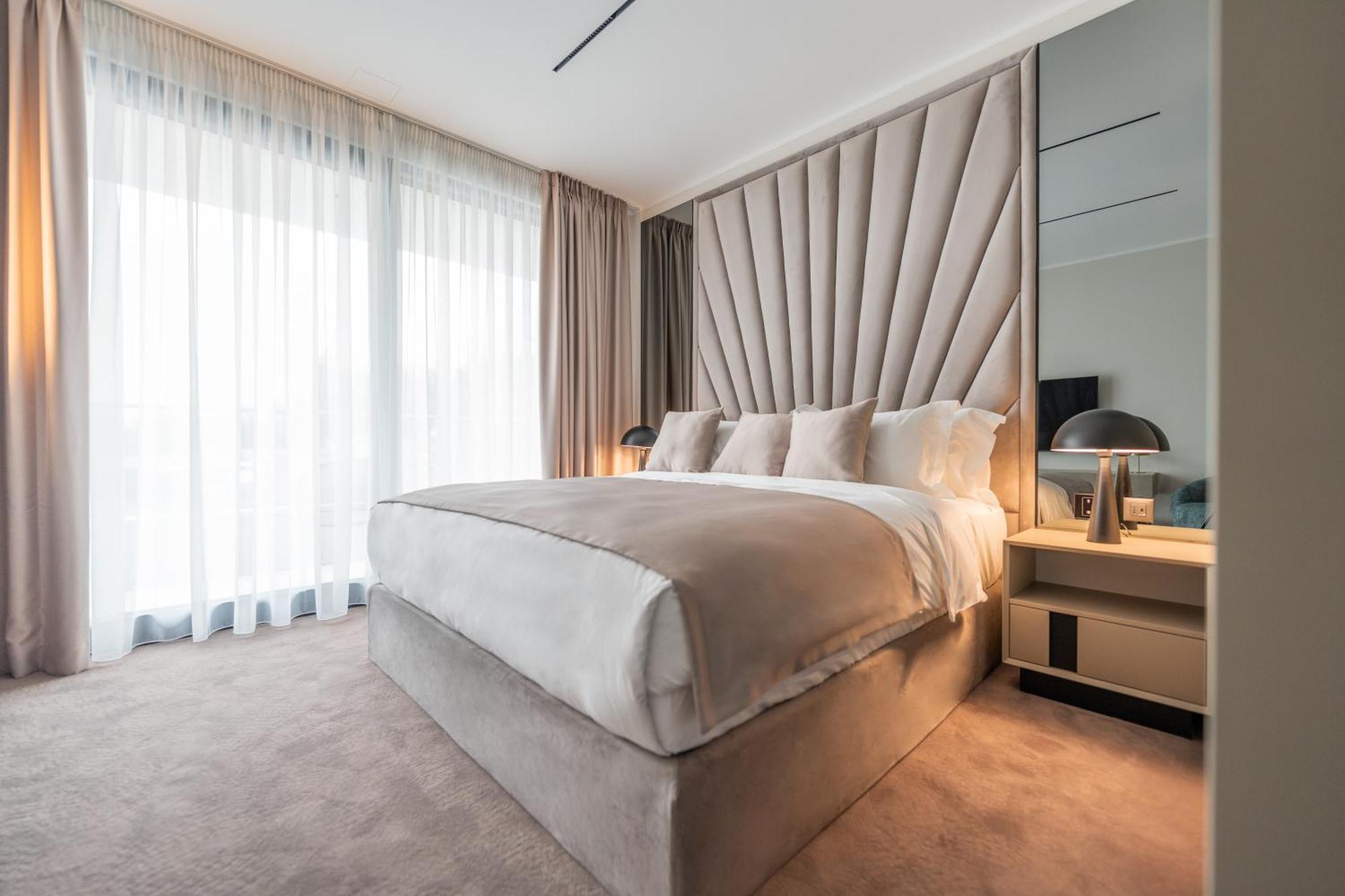 New Belgrade Premium Hotel Belgrado Exterior foto