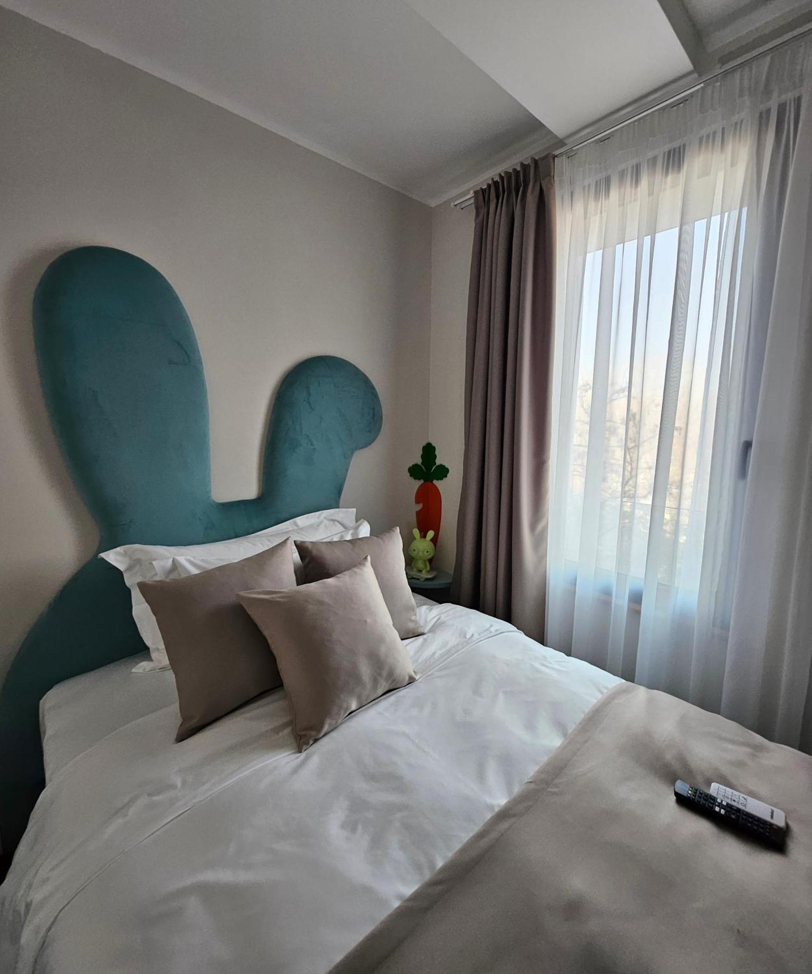New Belgrade Premium Hotel Belgrado Exterior foto